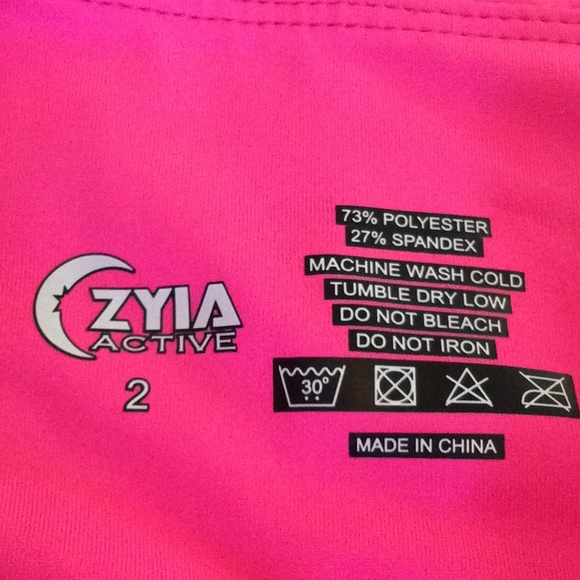 Zyia Hot Pink Leopard light n tight hi-rise 7/8 Leggings - Picture 2 of 5